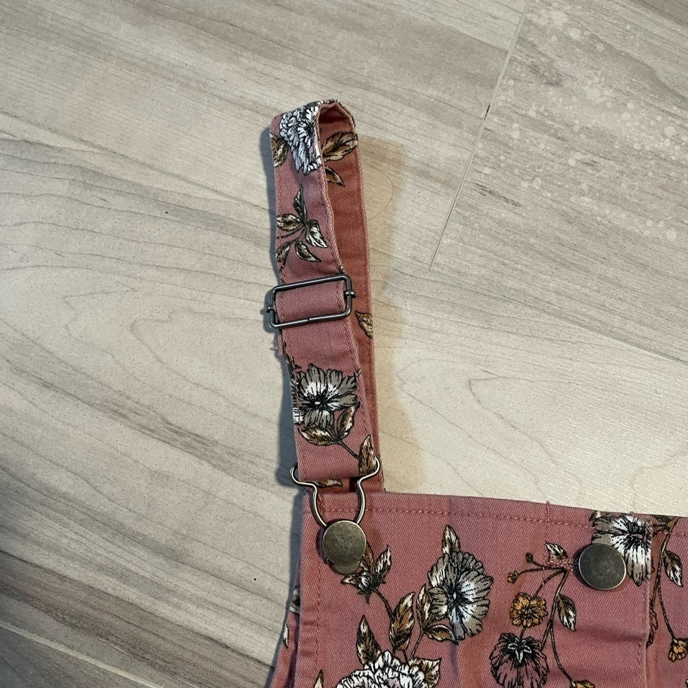 Juniors' SO Pinafore Pink Floral Jumper/Dress- Size Medium - Picture 6 of 14